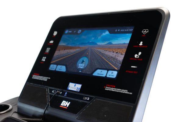 Bieżnia Treningowa RS1200 TFT 16" AC G6512TFT BH Fitness - obrazek 9