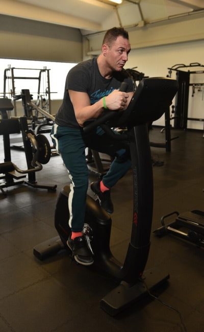 rower-treningowy-elektromagnetyczny-pionowy-brx-9500-led-appready-3-0-easy-acces-toorx-fitness-brx-9500-2